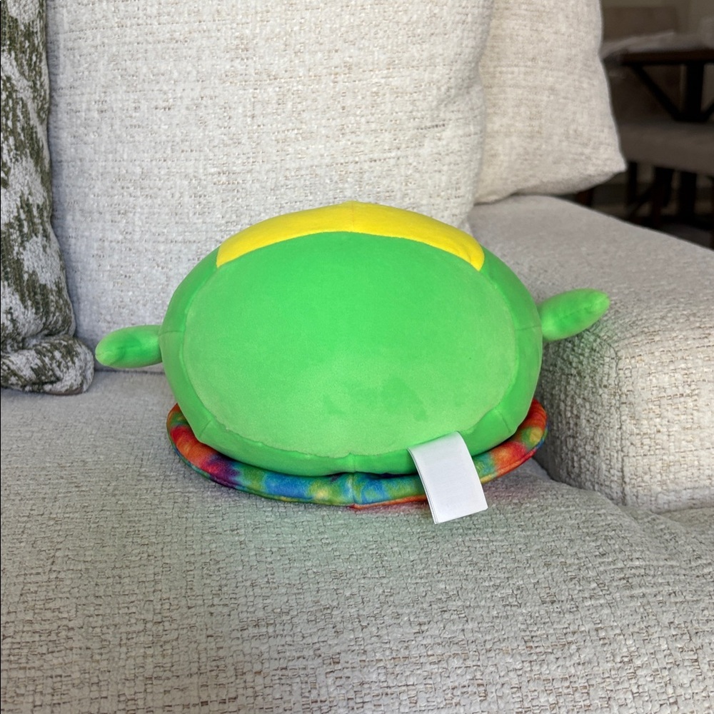 Squishmallows Lars Green and Yellow Plush Toy - Picture 4 of 4